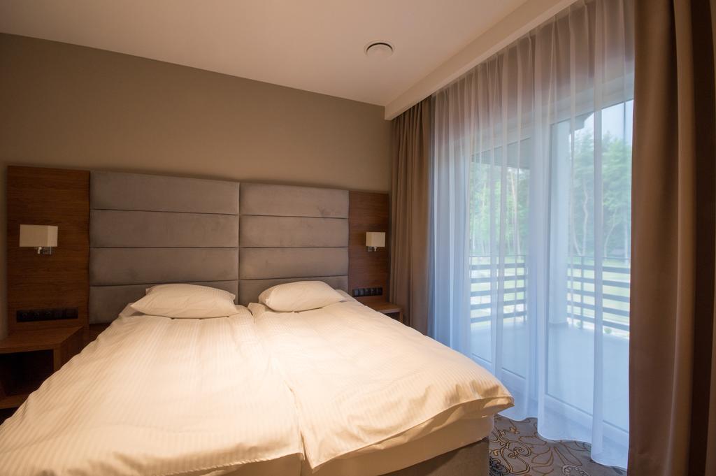 Rezydencja Sosnowa Luxury Hotel Janów Lubelski Esterno foto